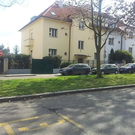Apartment Stresovice *
